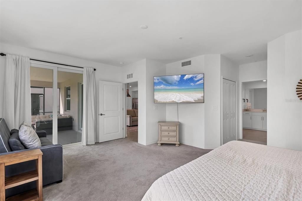 For Sale: $449,999 (3 beds, 2 baths, 1780 Square Feet)