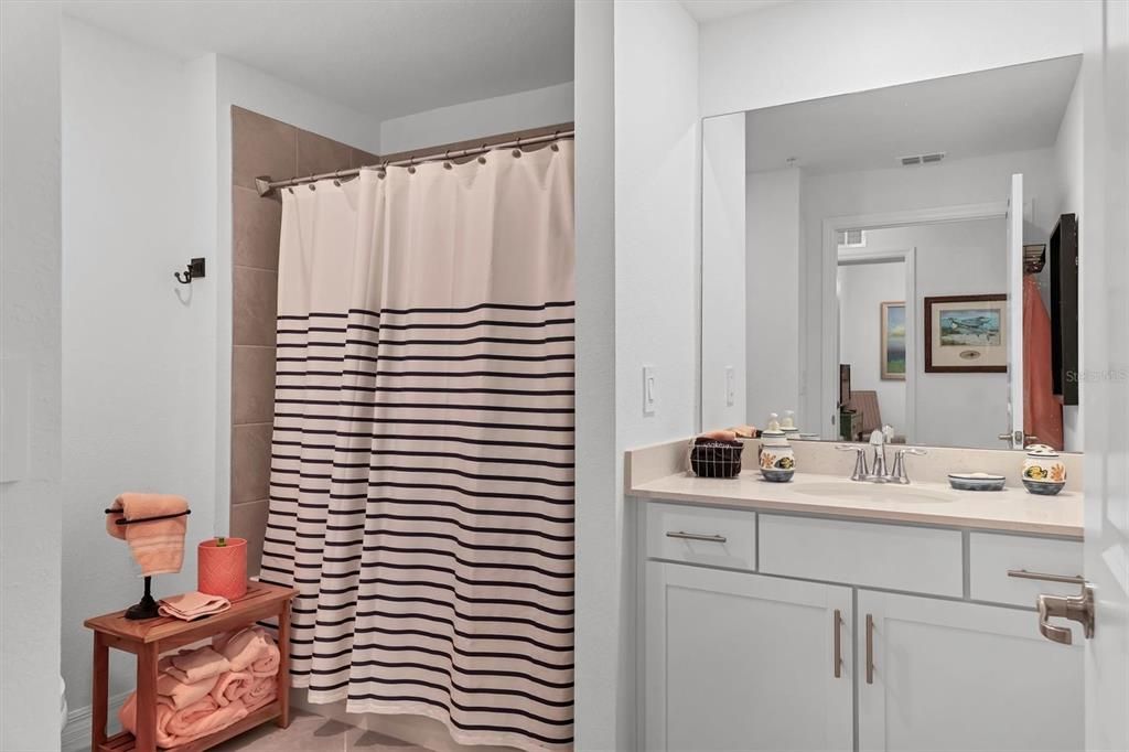 For Sale: $449,999 (3 beds, 2 baths, 1780 Square Feet)