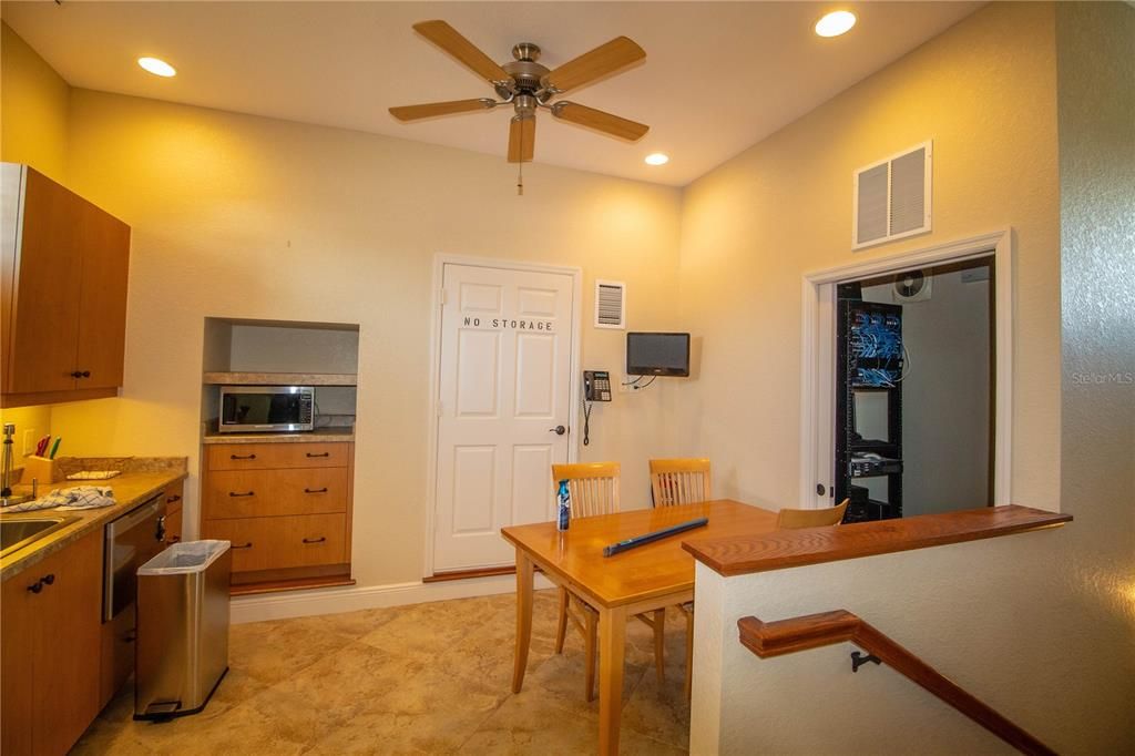 Active With Contract: $1,050,000 (0 beds, 0 baths, 3908 Square Feet)