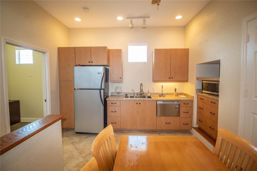 Active With Contract: $1,050,000 (0 beds, 0 baths, 3908 Square Feet)