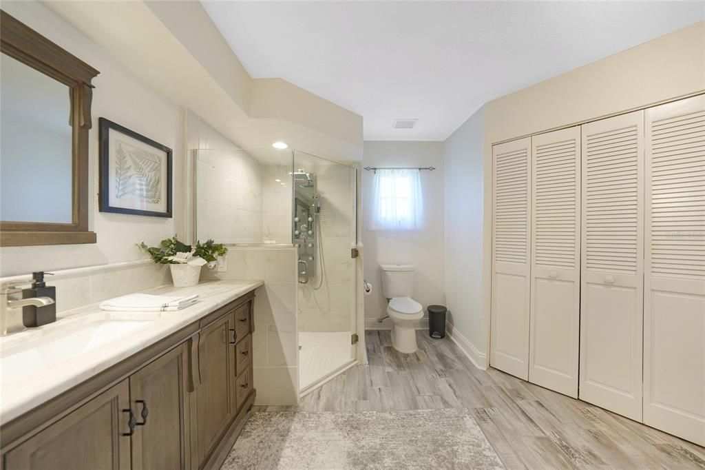 En Venta: $499,900 (3 camas, 2 baños, 2122 Pies cuadrados)