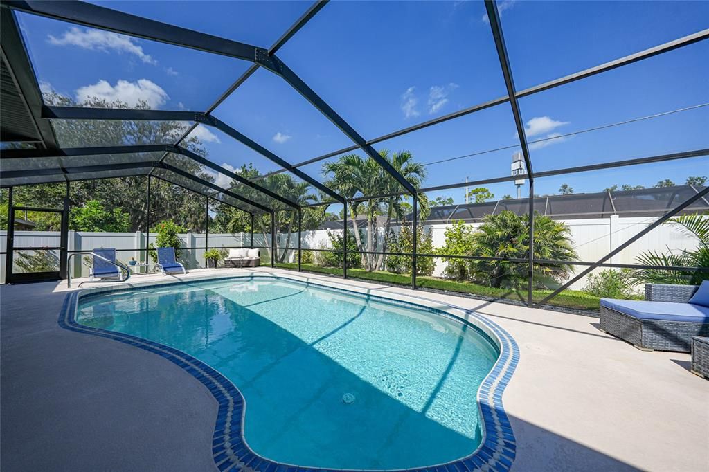 En Venta: $499,900 (3 camas, 2 baños, 2122 Pies cuadrados)