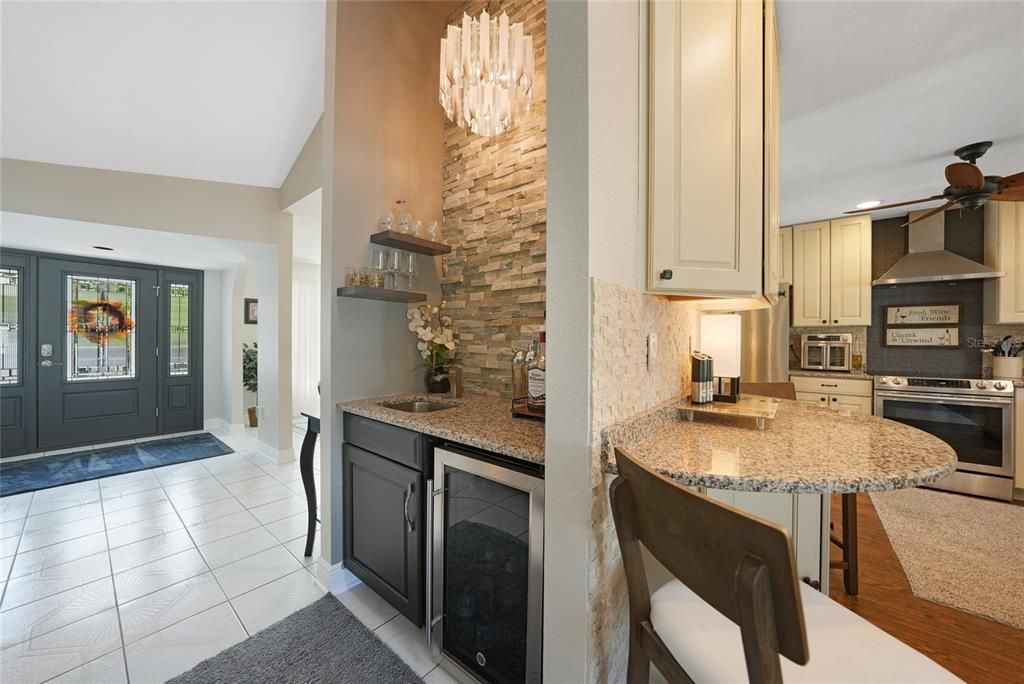 En Venta: $499,900 (3 camas, 2 baños, 2122 Pies cuadrados)