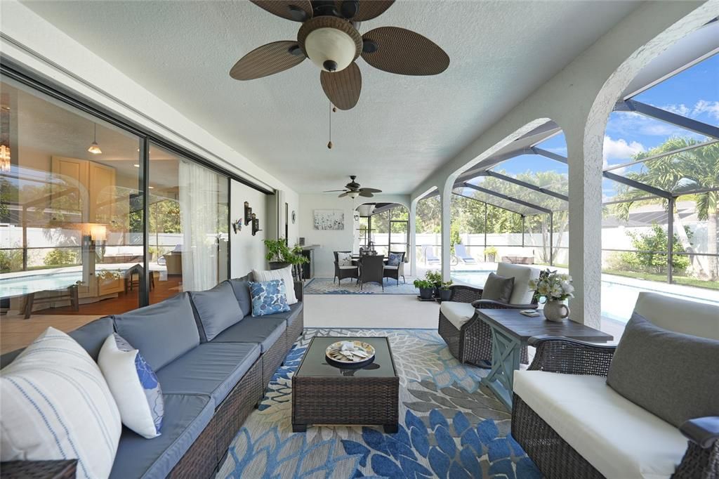 En Venta: $499,900 (3 camas, 2 baños, 2122 Pies cuadrados)