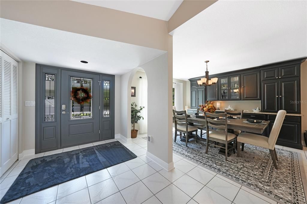 En Venta: $499,900 (3 camas, 2 baños, 2122 Pies cuadrados)