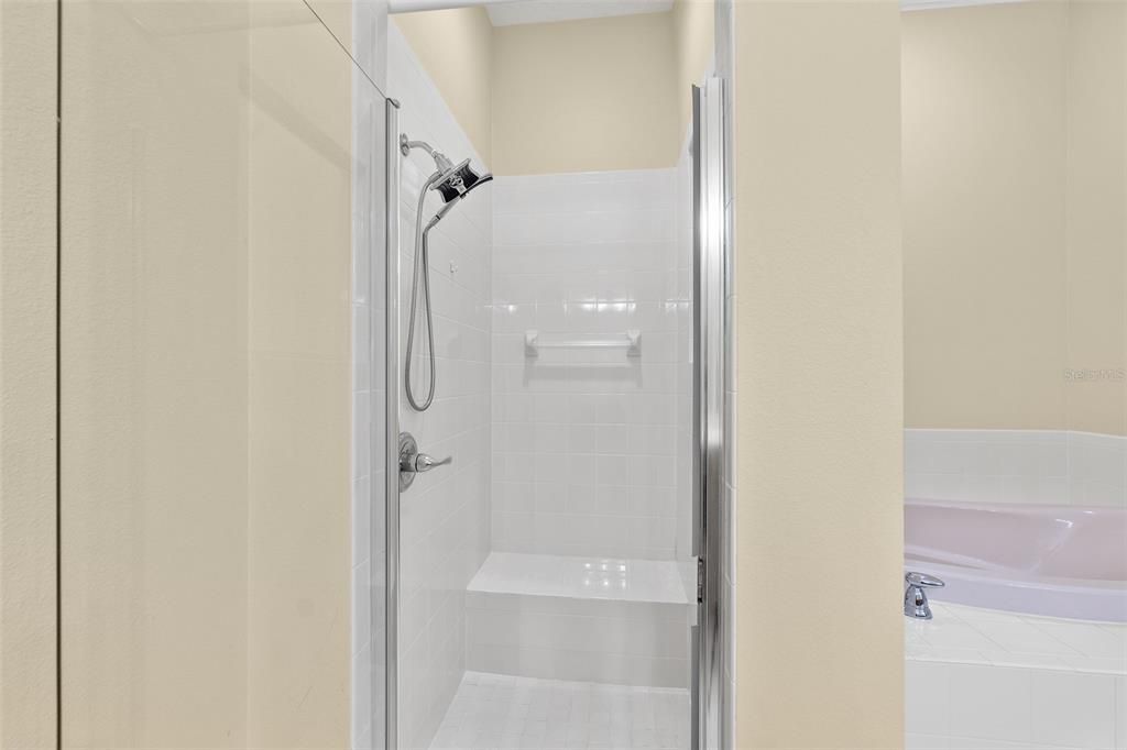 For Sale: $385,000 (4 beds, 3 baths, 2350 Square Feet)