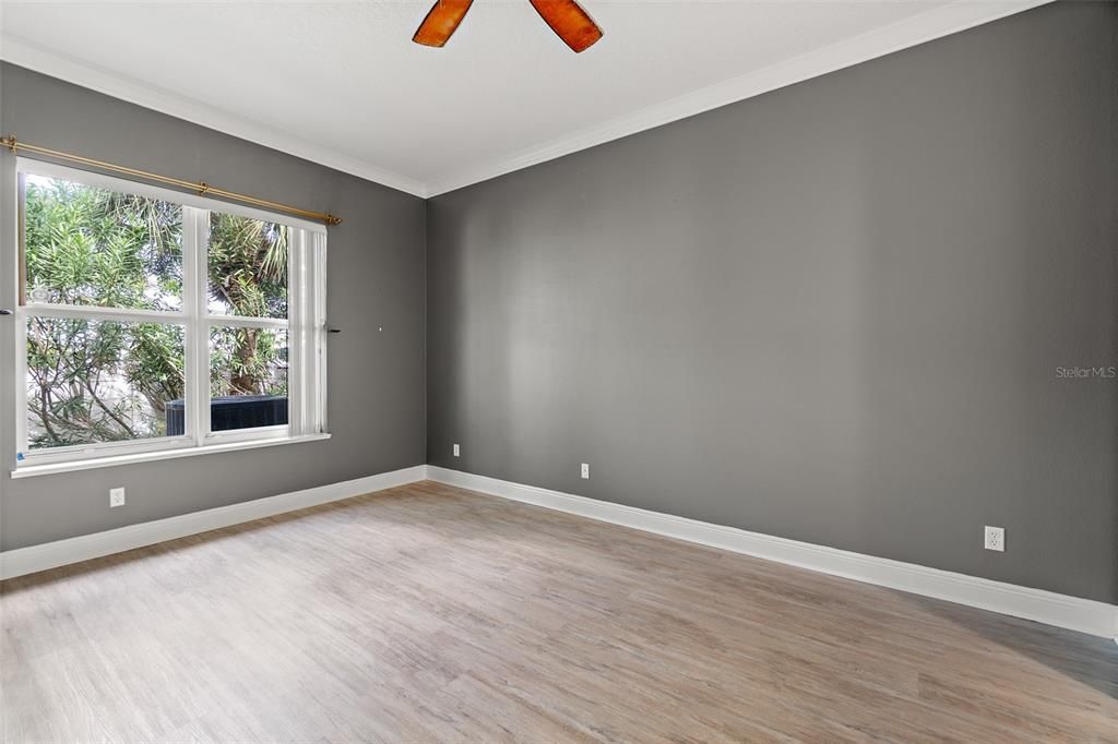 For Sale: $385,000 (4 beds, 3 baths, 2350 Square Feet)