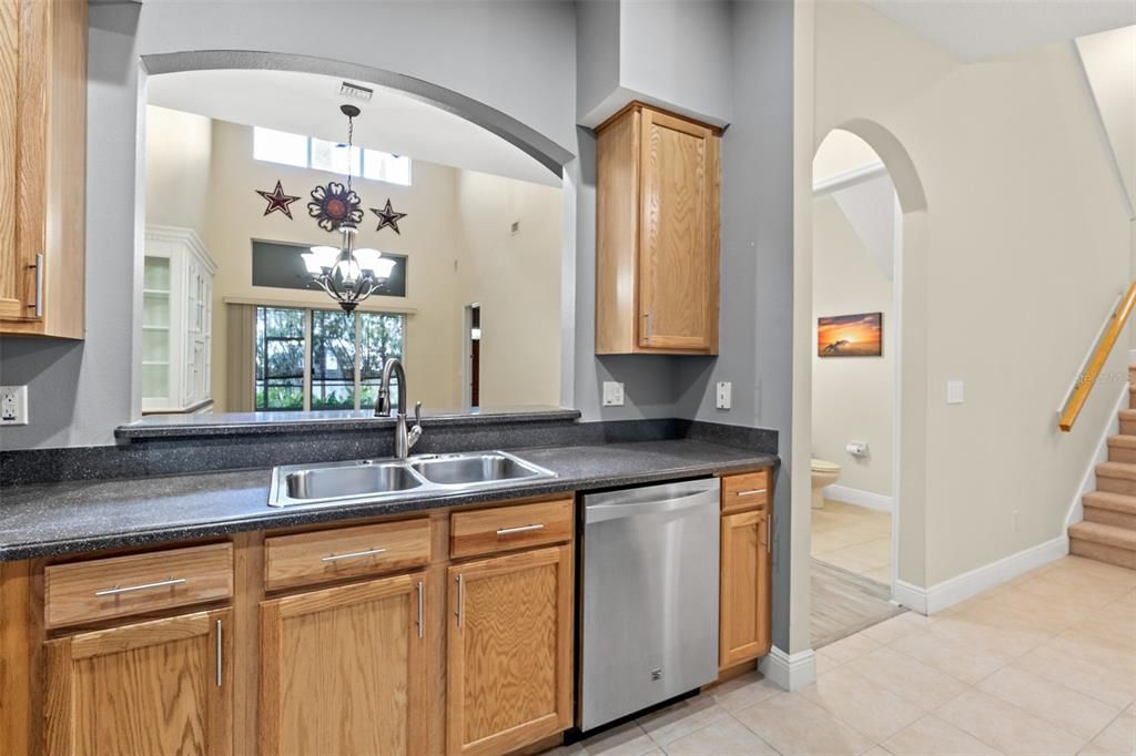 For Sale: $385,000 (4 beds, 3 baths, 2350 Square Feet)