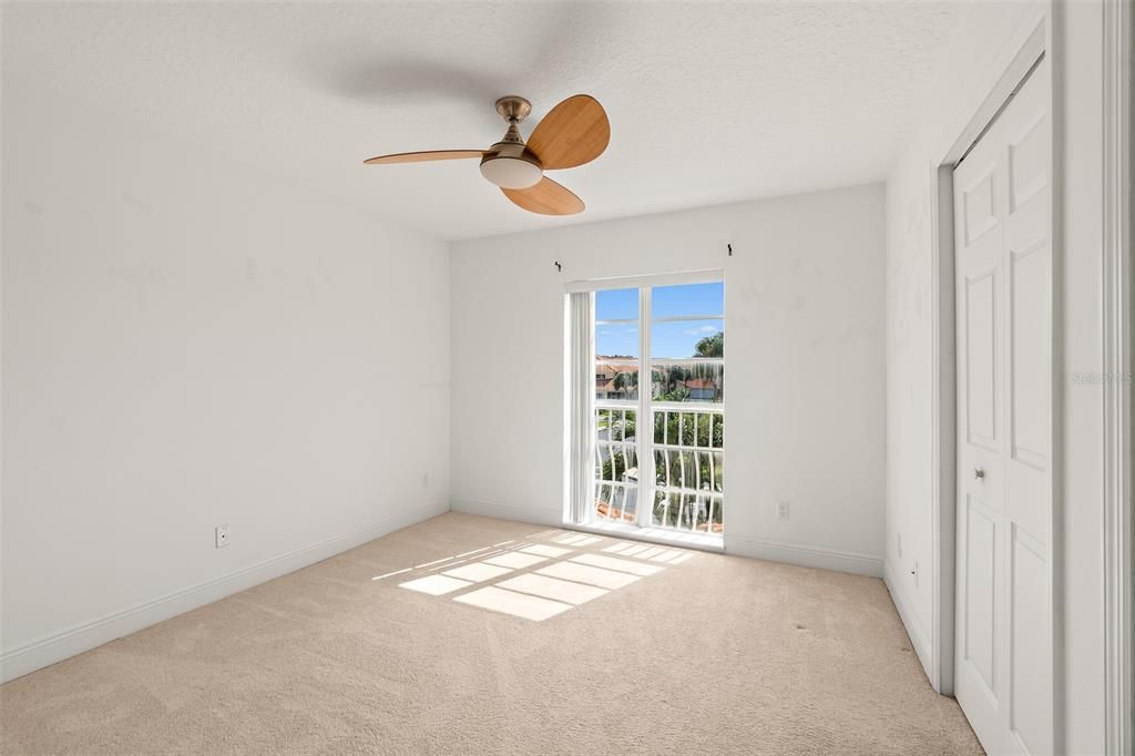 For Sale: $385,000 (4 beds, 3 baths, 2350 Square Feet)