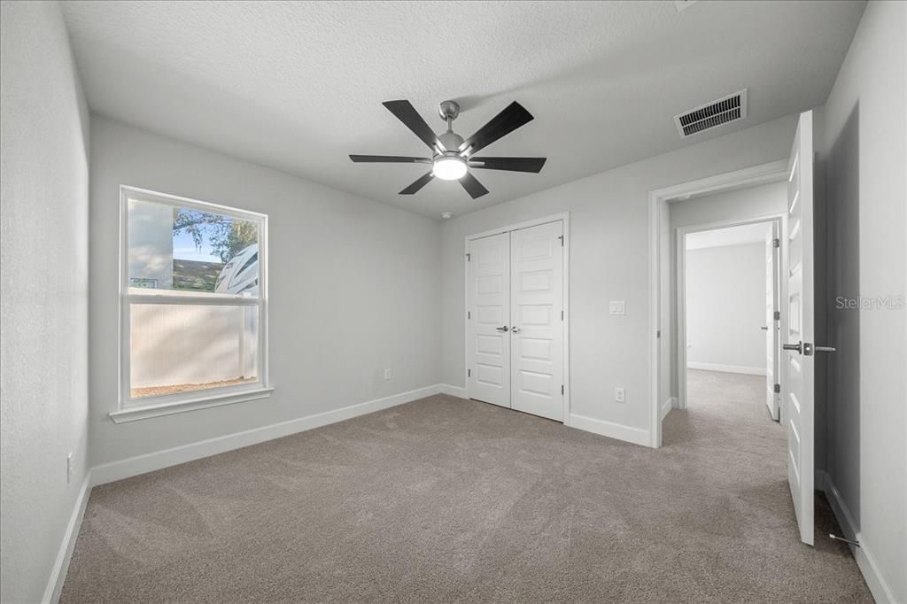 待售: $359,990 (4 贝兹, 2 浴室, 2333 平方英尺)