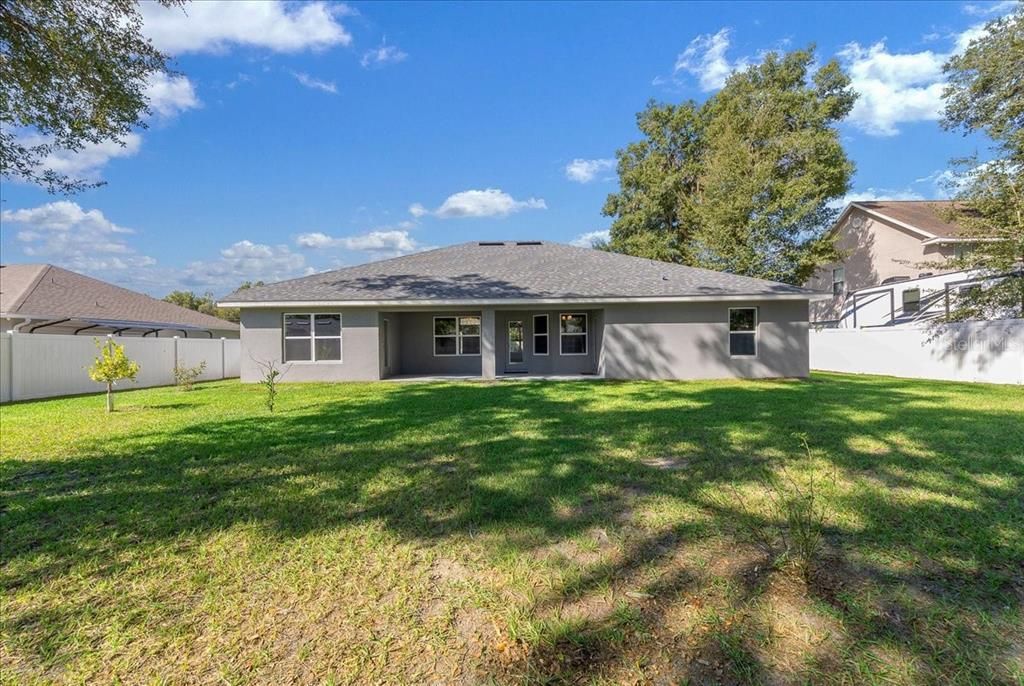 待售: $359,990 (4 贝兹, 2 浴室, 2333 平方英尺)