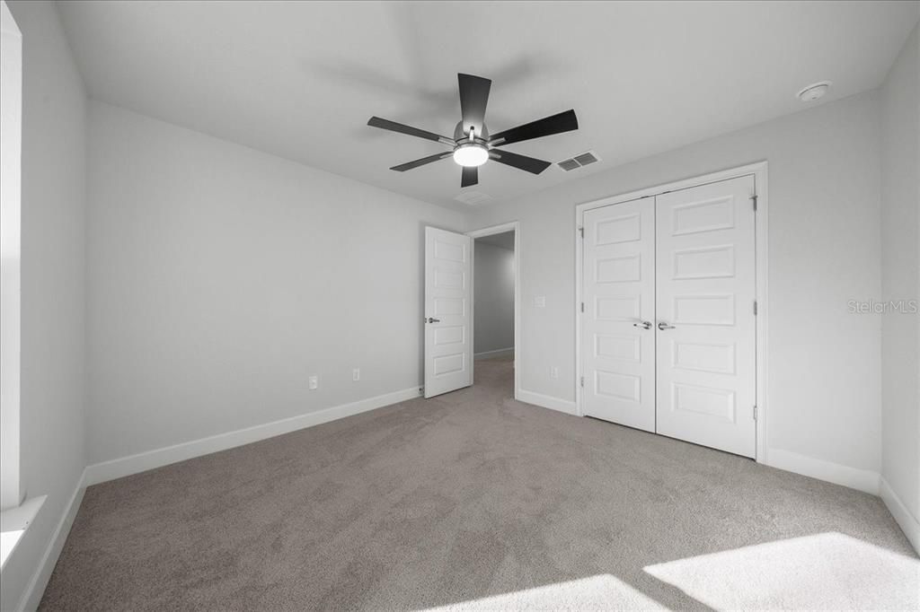 待售: $359,990 (4 贝兹, 2 浴室, 2333 平方英尺)