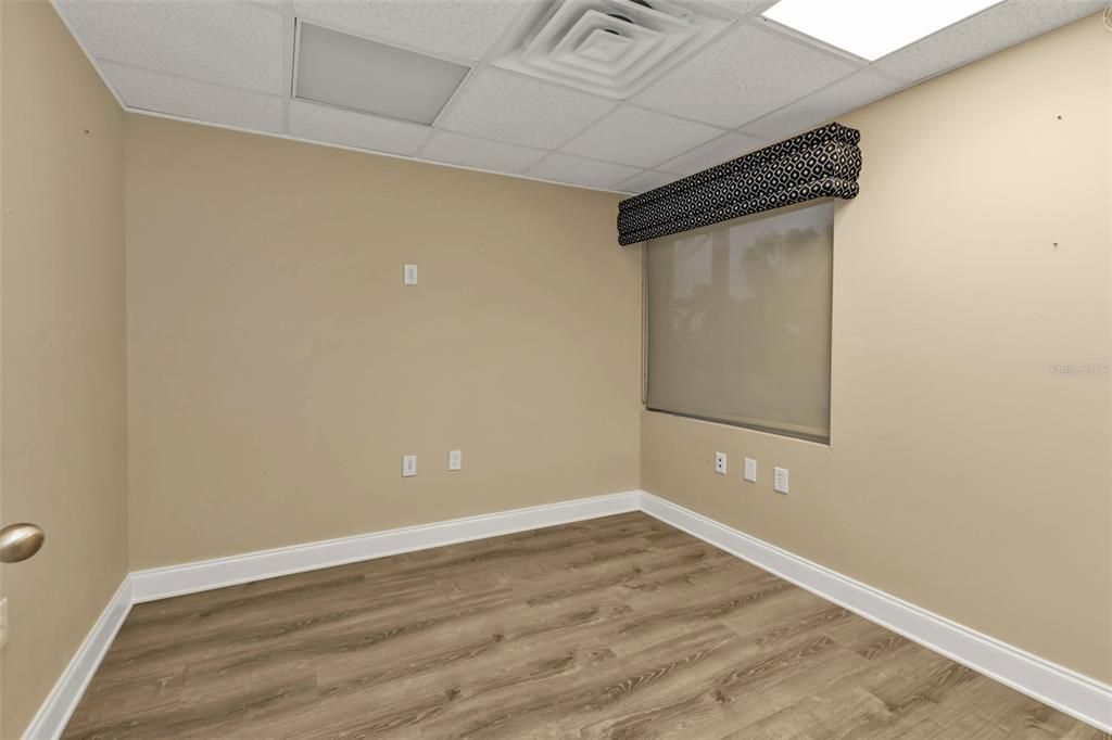 待售: $1,350,000 (0 贝兹, 0 浴室, 4917 平方英尺)