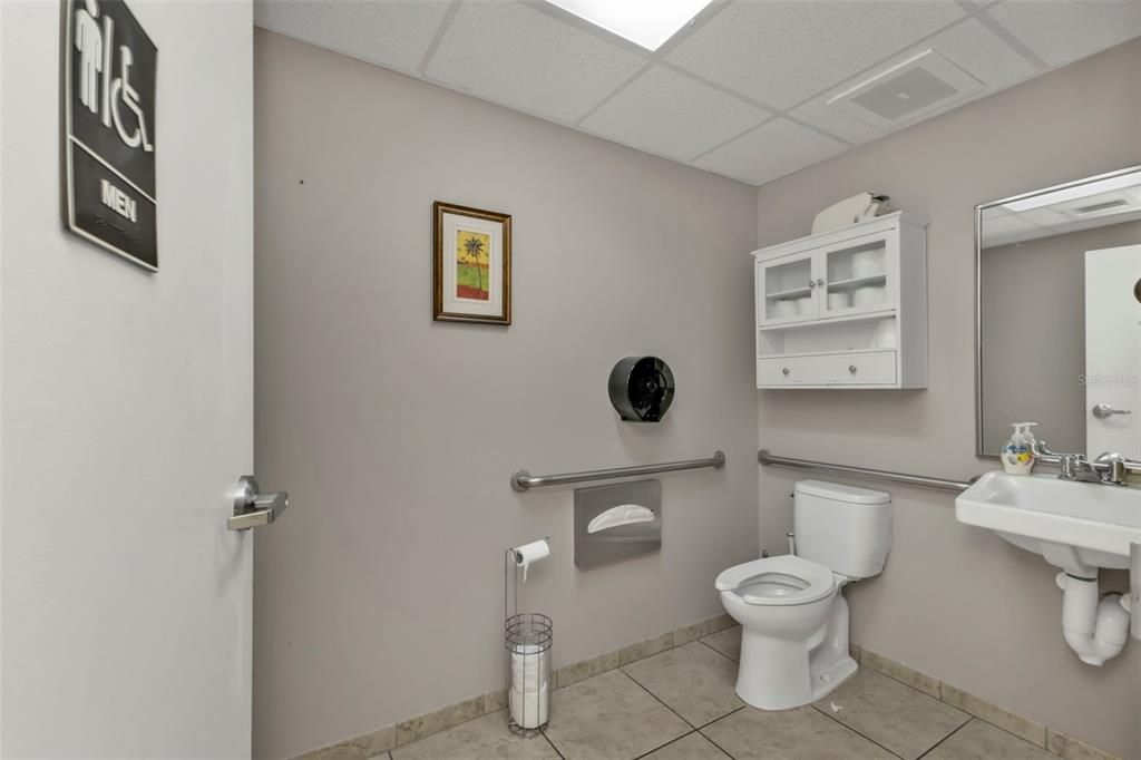 待售: $1,350,000 (0 贝兹, 0 浴室, 4917 平方英尺)