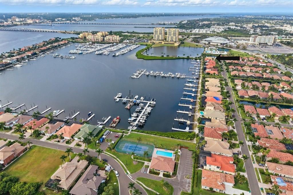 待售: $3,189,900 (6 贝兹, 5 浴室, 5318 平方英尺)