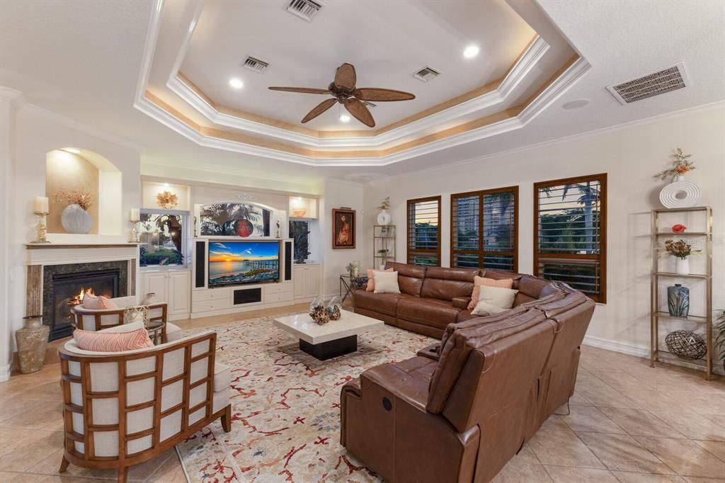 待售: $3,189,900 (6 贝兹, 5 浴室, 5318 平方英尺)