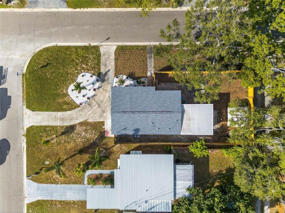 For Sale: $469,900 (3 beds, 2 baths, 1305 Square Feet)