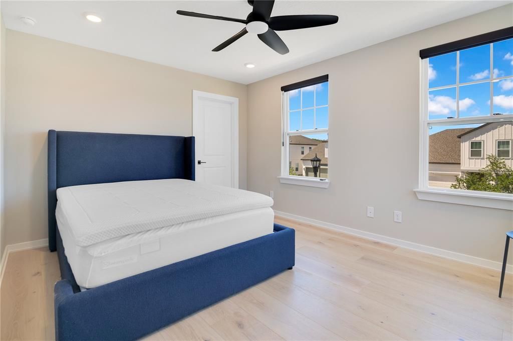 待售: $785,000 (4 贝兹, 3 浴室, 2999 平方英尺)