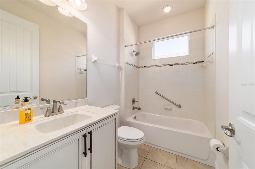 For Sale: $442,000 (3 beds, 3 baths, 2450 Square Feet)