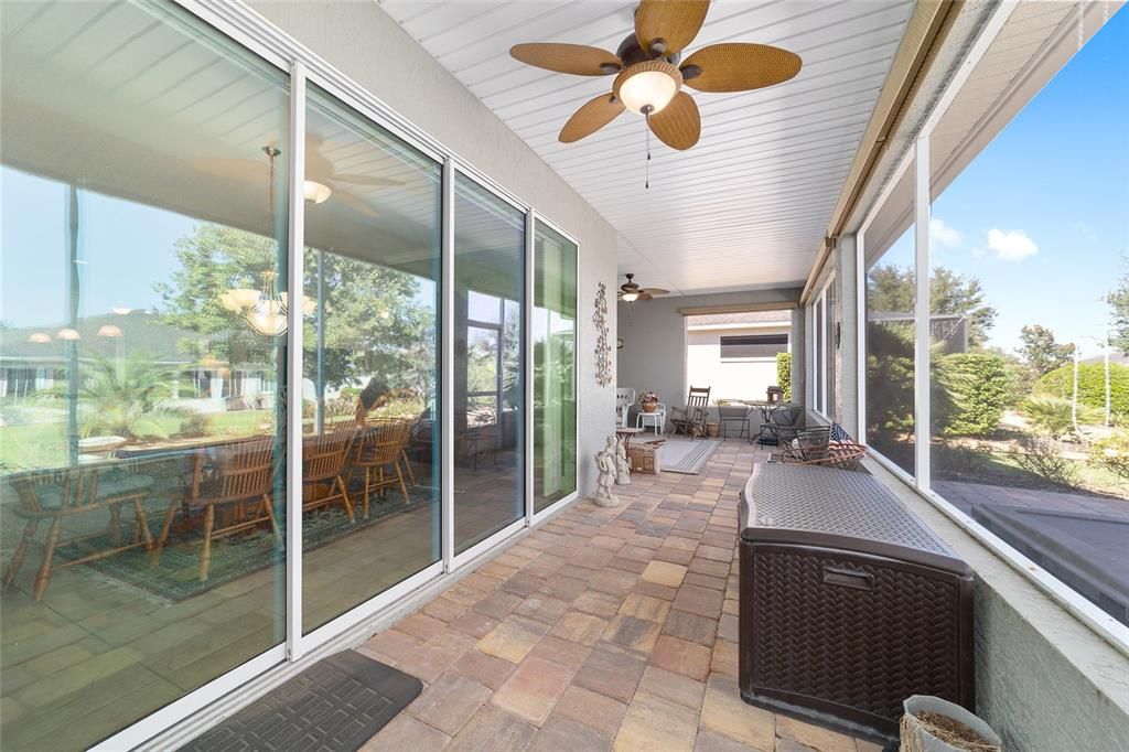 For Sale: $442,000 (3 beds, 3 baths, 2450 Square Feet)