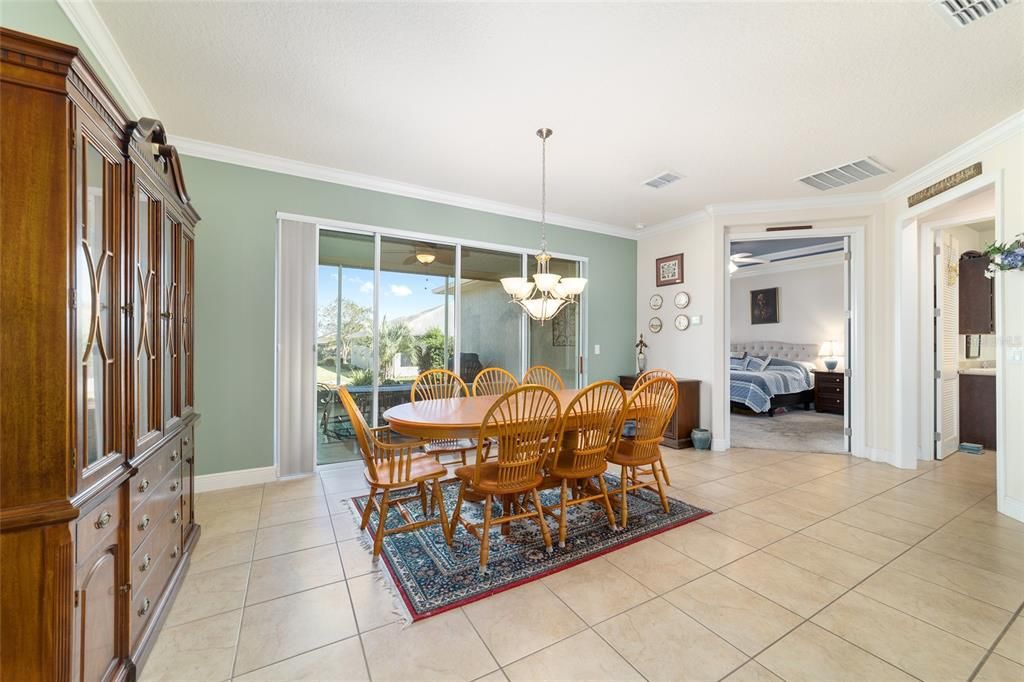 For Sale: $442,000 (3 beds, 3 baths, 2450 Square Feet)