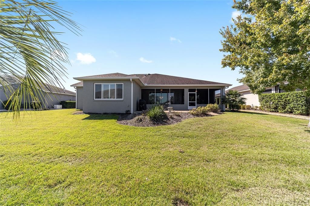 For Sale: $442,000 (3 beds, 3 baths, 2450 Square Feet)