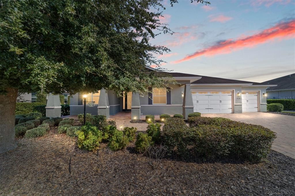 For Sale: $442,000 (3 beds, 3 baths, 2450 Square Feet)