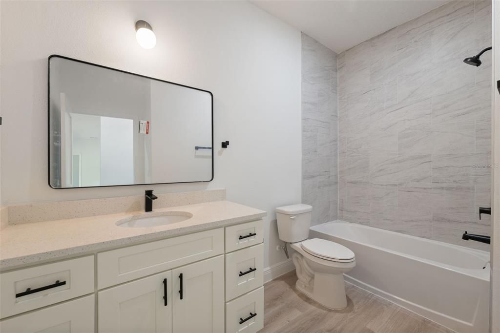 For Sale: $305,000 (4 beds, 2 baths, 1751 Square Feet)