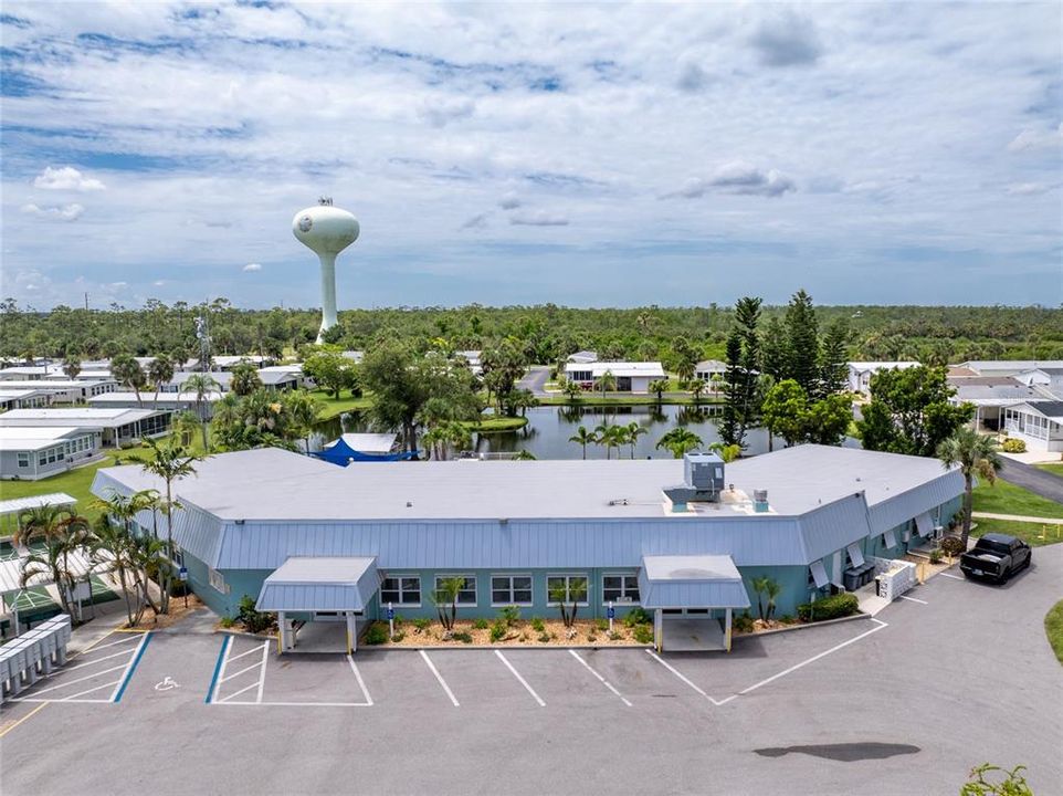 For Sale: $165,000 (2 beds, 2 baths, 1269 Square Feet)