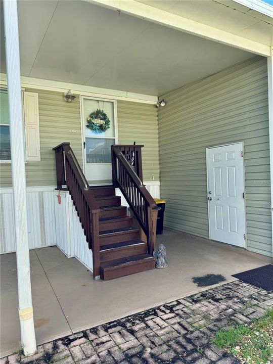 For Sale: $165,000 (2 beds, 2 baths, 1269 Square Feet)