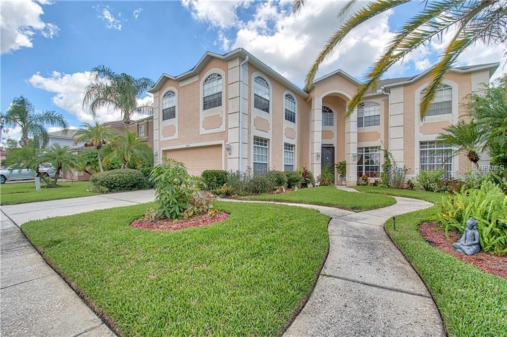 For Rent: $3,295 (4 beds, 3 baths, 3692 Square Feet)