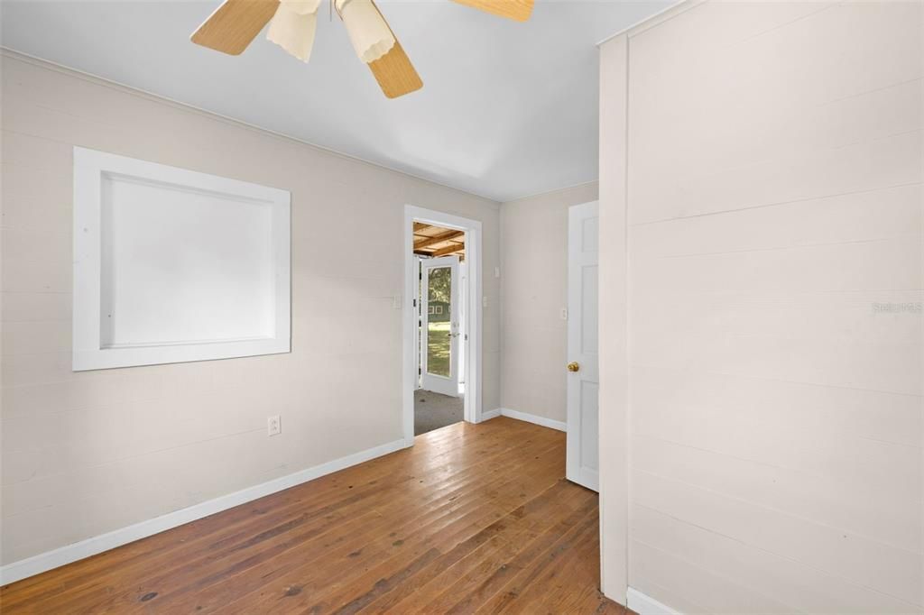 На продажу: $399,900 (5 спален, 3 ванн, 2278 Квадратных фут)