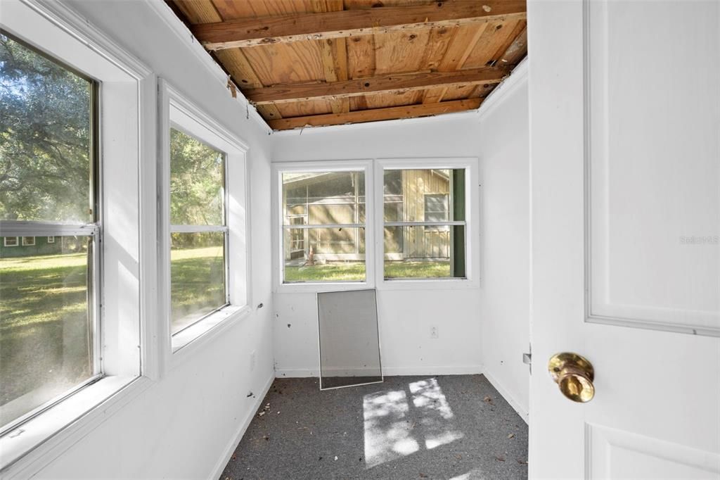 На продажу: $399,900 (5 спален, 3 ванн, 2278 Квадратных фут)