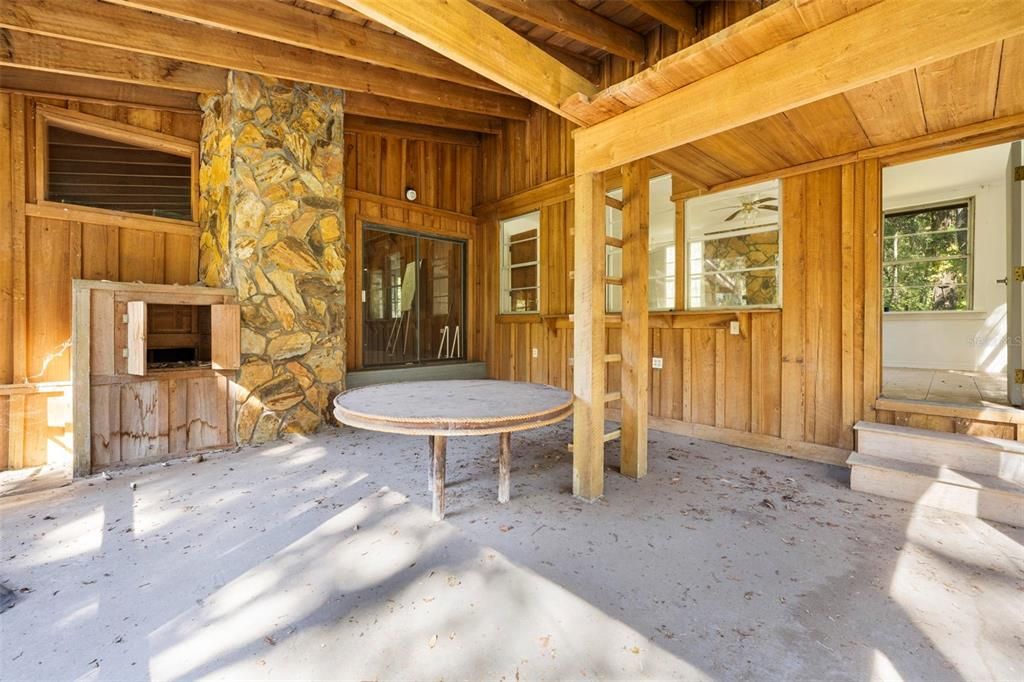 На продажу: $399,900 (5 спален, 3 ванн, 2278 Квадратных фут)