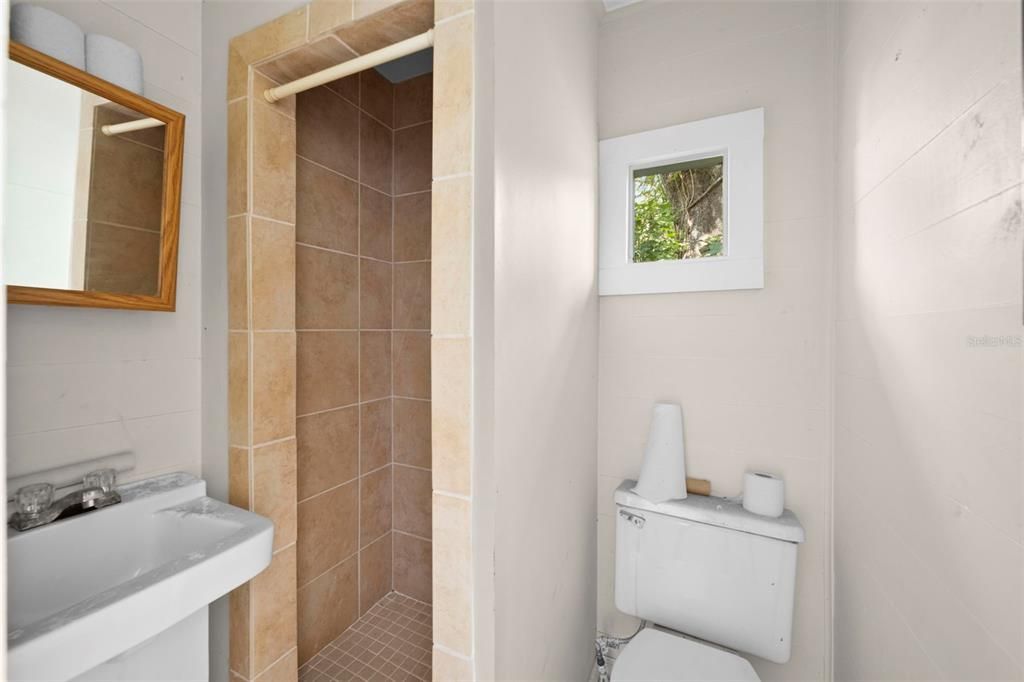 На продажу: $399,900 (5 спален, 3 ванн, 2278 Квадратных фут)