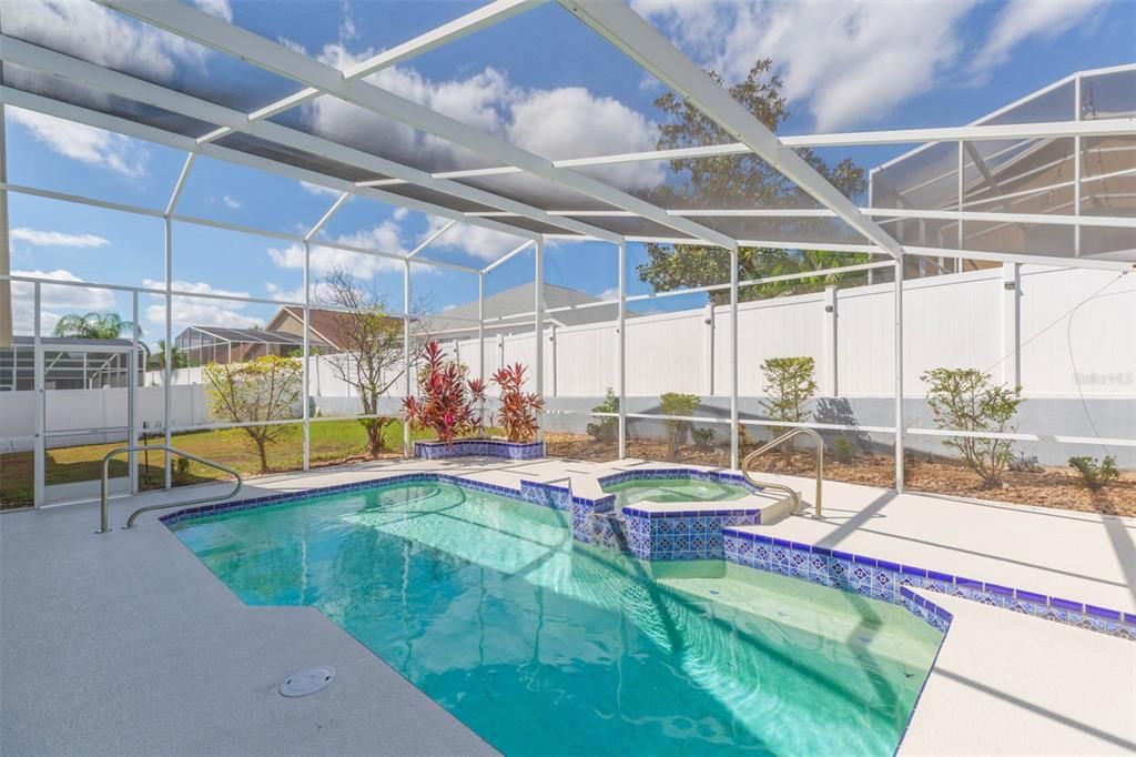 Activo con contrato: $539,900 (4 camas, 3 baños, 2573 Pies cuadrados)