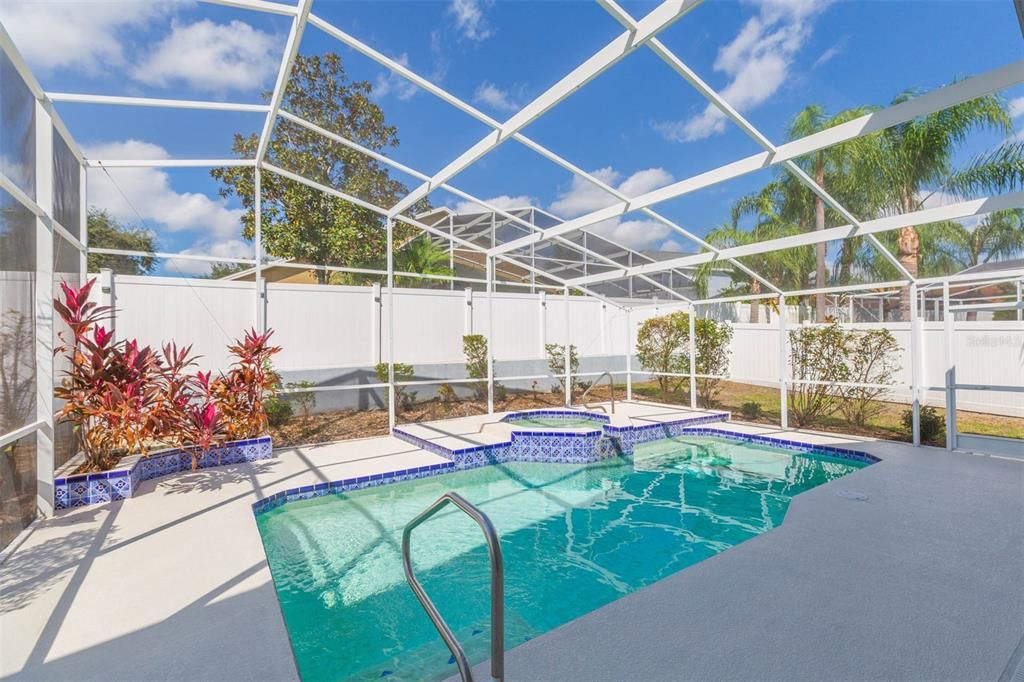 Activo con contrato: $539,900 (4 camas, 3 baños, 2573 Pies cuadrados)