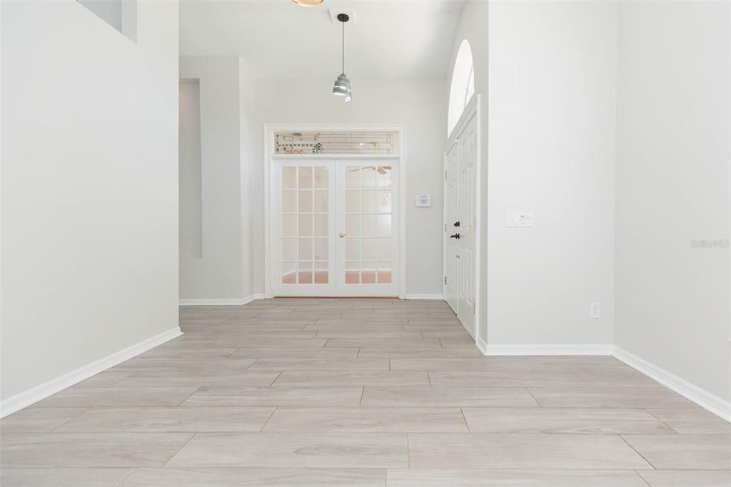 Activo con contrato: $539,900 (4 camas, 3 baños, 2573 Pies cuadrados)