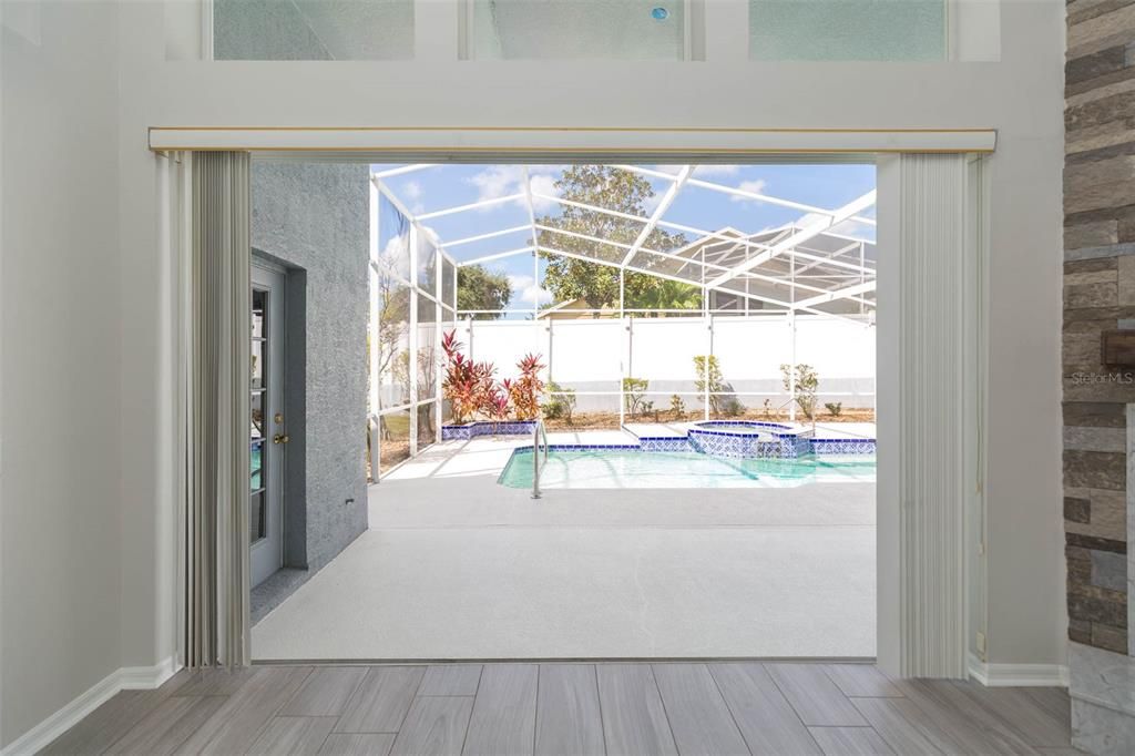 Activo con contrato: $539,900 (4 camas, 3 baños, 2573 Pies cuadrados)