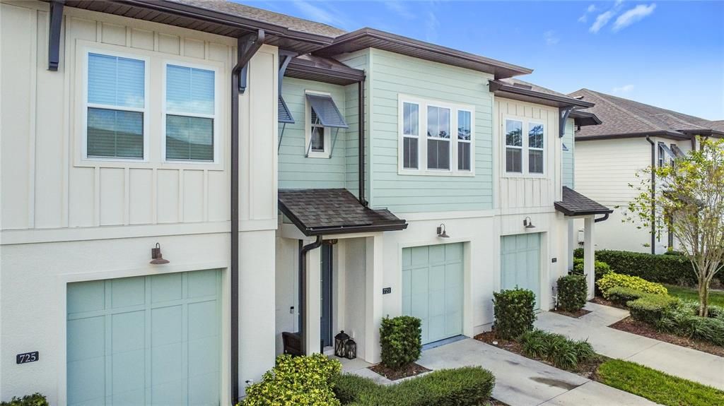 For Sale: $340,000 (3 beds, 2 baths, 1609 Square Feet)