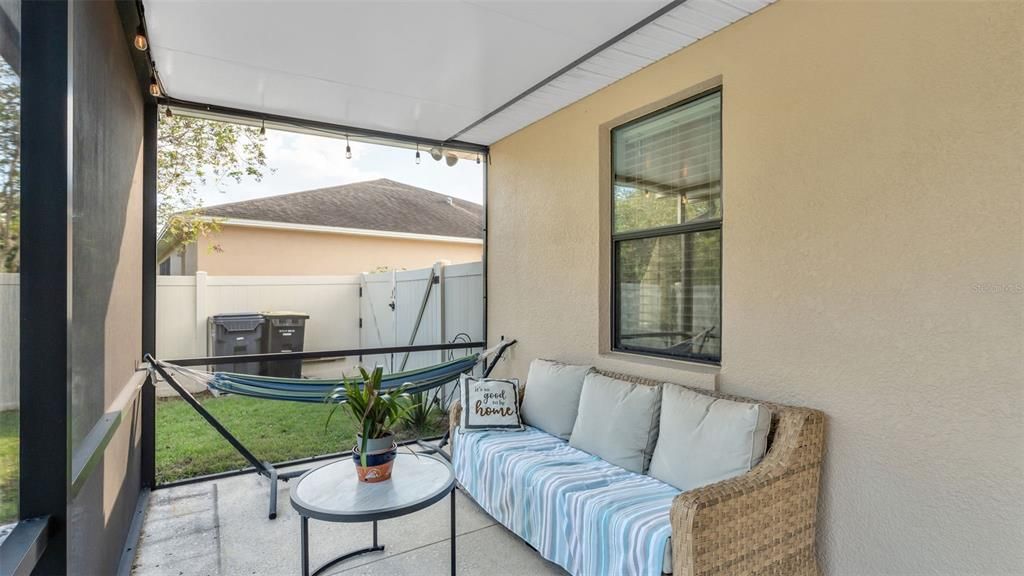 待售: $490,000 (3 贝兹, 2 浴室, 2038 平方英尺)