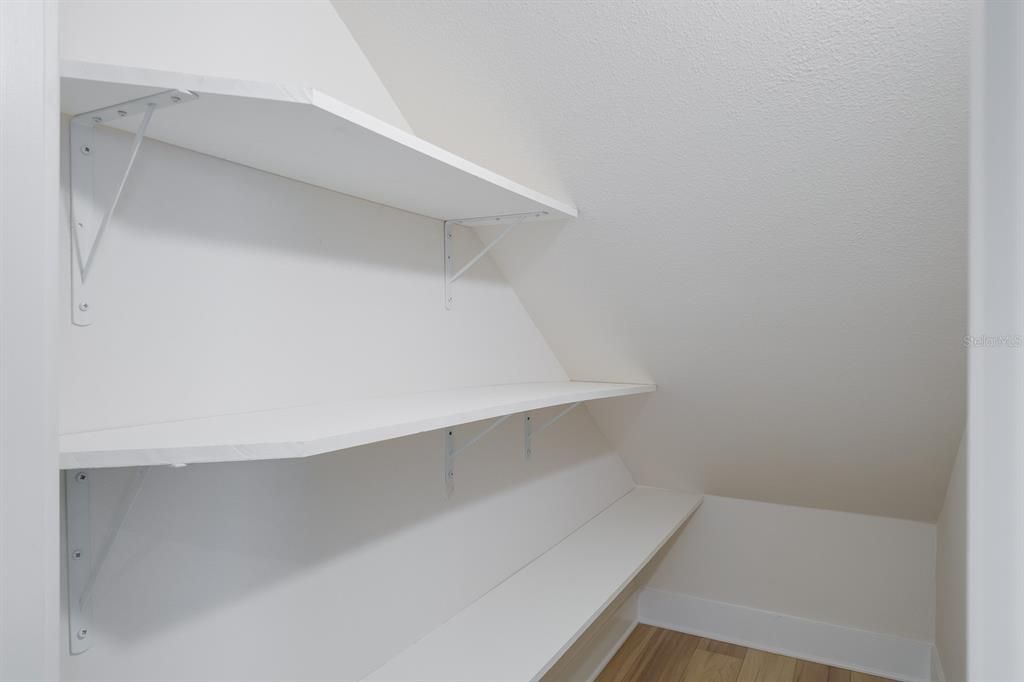 For Sale: $799,900 (4 beds, 3 baths, 2150 Square Feet)