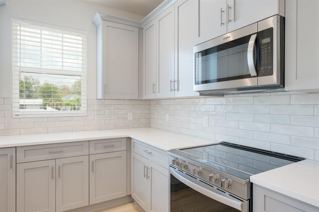 For Sale: $799,900 (4 beds, 3 baths, 2150 Square Feet)