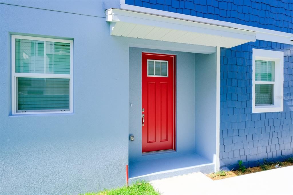 For Sale: $799,900 (4 beds, 3 baths, 2150 Square Feet)