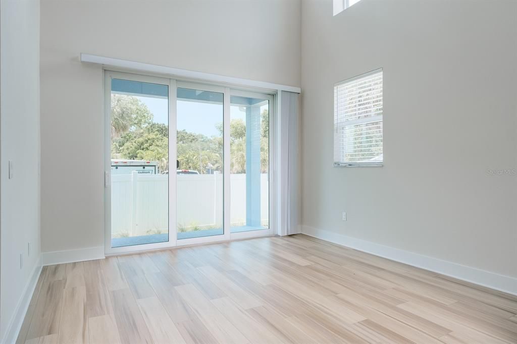 For Sale: $799,900 (4 beds, 3 baths, 2150 Square Feet)