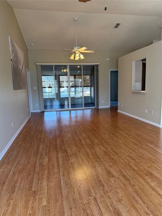 En Renta: $1,750 (2 camas, 2 baños, 1467 Pies cuadrados)