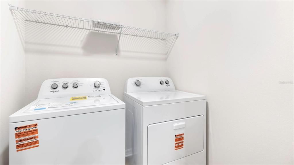 Active With Contract: $378,890 (3 beds, 2 baths, 1672 Square Feet)