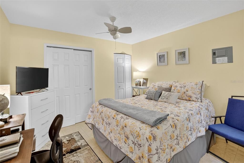 For Rent: $1,800 (2 beds, 2 baths, 960 Square Feet)