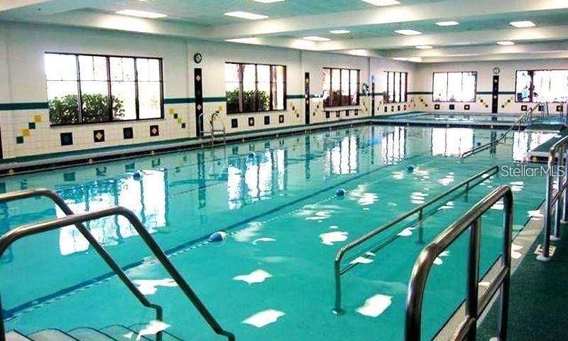 For Rent: $1,800 (2 beds, 2 baths, 960 Square Feet)