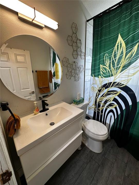 For Sale: $415,000 (4 beds, 2 baths, 1962 Square Feet)